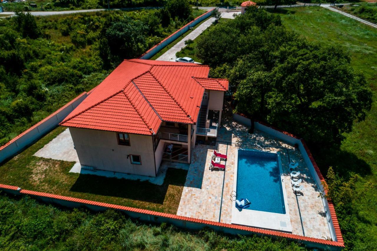 Stars Residence Petrovac Exteriör bild