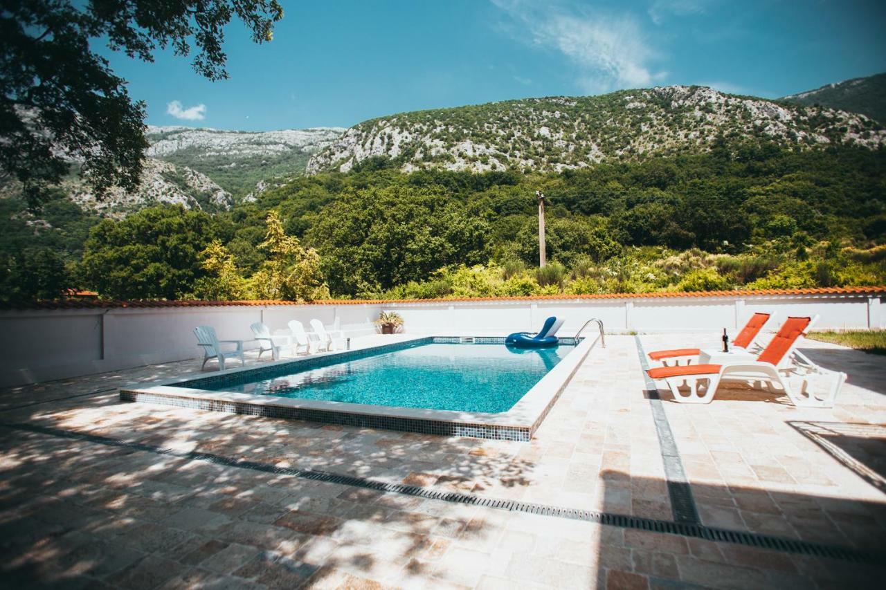 Stars Residence Petrovac Exteriör bild
